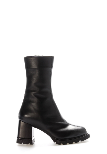 Laviovil İçi Kürklü Dışı Hakiki Deri Siyah Kadın Kalın Topuklu Bot AH0821211261549