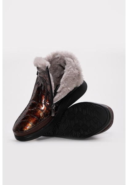 Laviovil İçi Kürklü Dışı Hakiki Kroko Deri Kahve Kadın Klasik Bot AH08411112611100