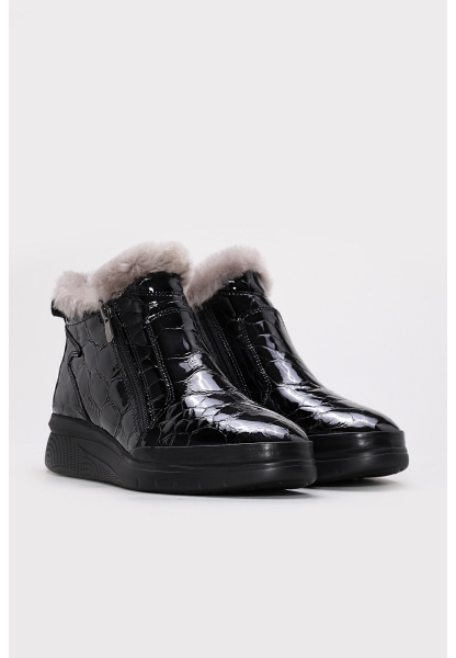 Laviovil İçi Kürklü Dışı Hakiki Kroko Deri Siyah Kadın Klasik Bot AH08411112611100