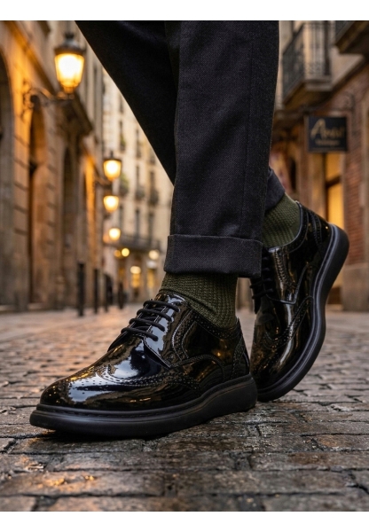 LVO0003 Yeni Sezon Siyah Rugan Lüks Brouge Klasik Ayakkabı