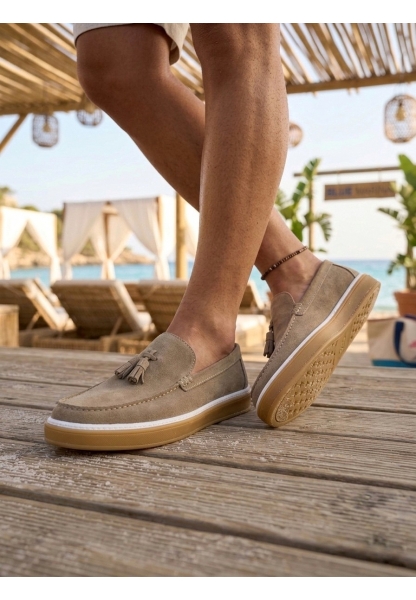 LVO0250 %100 İçi Dışı Hakiki Deri Erkek Bej Süet Casual Loafer Püskül Detaylı Kauçuk Rahat Taban Dikişli Ayakkabı