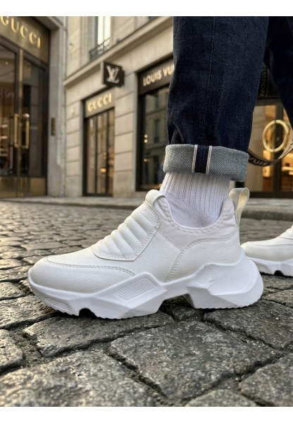 LVO0402 Bağcıksız Rahat Yüksek Taban Beyaz Erkek Spor Yarım Bilek Bot